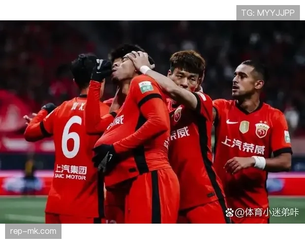 亚冠联赛淘汰赛阶段竞争激烈，多支强队展现强劲竞争力